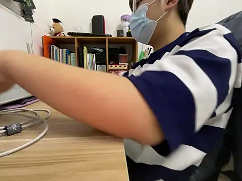 hiiiizzzz online show from February 20, 2026, 10:28 am