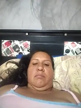 NenaCarters online show from December 3, 2025, 9:31 am