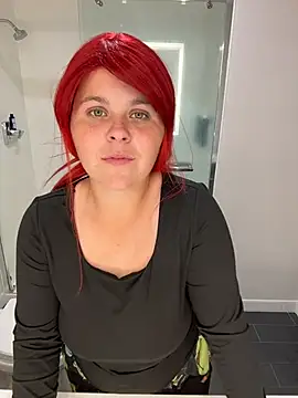 Snapshot of WattledFourth chatting on January 9, 2026, 2:02 pm WattledFourth online show from January 9, 2026, 2:02 pm