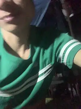 anh-soi123 online show from April 17, 2026, 2:20 pm