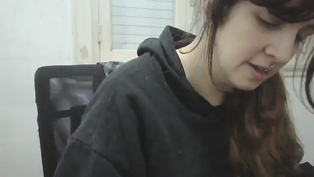 Snapshot of Darkytah chatting on January 13, 2026, 1:26 pm Darkytah online show from January 13, 2026, 1:26 pm