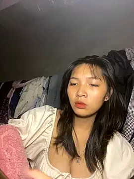 Snapshot of Tea-peach chatting on December 1, 2025, 3:35 pm Tea-peach online show from December 1, 2025, 3:35 pm