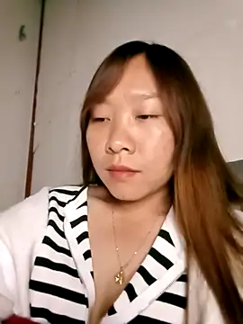 Minsssa20 online show from March 11, 2026, 10:53 am