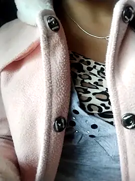 Snapshot of iam-eli chatting on December 17, 2025, 1:21 am iam-eli online show from December 17, 2025, 1:21 am