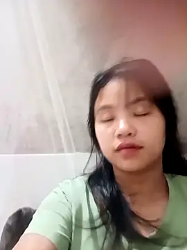Snapshot of Pretty-haert chatting on May 1, 2026, 12:15 am Pretty-haert online show from May 1, 2026, 12:15 am