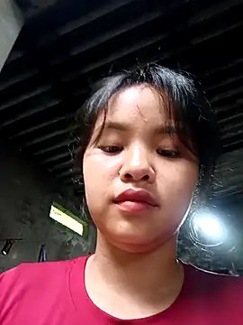 Snapshot of Pretty-haert chatting on April 18, 2026, 1:52 am Pretty-haert online show from April 18, 2026, 1:52 am