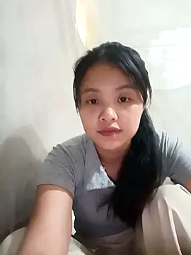 Snapshot of Pretty-haert chatting on April 24, 2026, 5:20 am Pretty-haert online show from April 24, 2026, 5:20 am