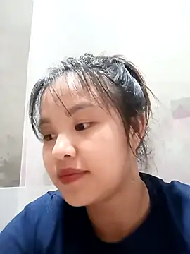 Snapshot of Pretty-haert chatting on May 3, 2026, 1:58 pm Pretty-haert online show from May 3, 2026, 1:58 pm