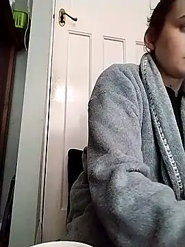 Amy01112 online show from February 14, 2026, 3:12 pm