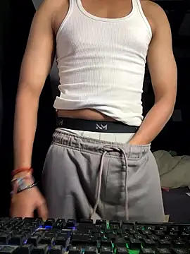 fitboy xxx online show from January 8, 2026, 12:05 am