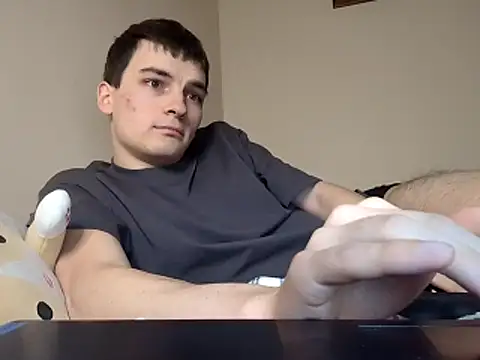 leo cutie online show from February 8, 2026, 5:32 pm