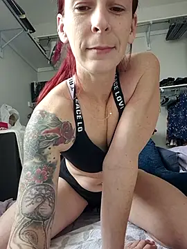 Snapshot of poleslut69 chatting on February 22, 2026, 6:42 pm poleslut69 online show from February 22, 2026, 6:42 pm