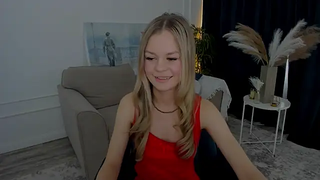 MidnighteAura online show from June 28, 2026, 11:38 am