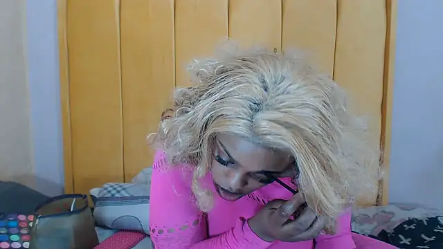 Snapshot of SexyHarleyBlack chatting on June 20, 2026, 6:02 pm SexyHarleyBlack online show from June 20, 2026, 6:02 pm