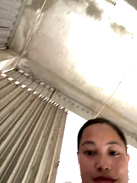 Snapshot of Lilik2 chatting on December 22, 2025, 8:03 am Lilik2 online show from December 22, 2025, 8:03 am