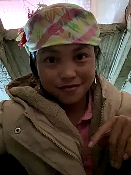 Snapshot of Lilik2 chatting on December 14, 2025, 8:09 am Lilik2 online show from December 14, 2025, 8:09 am