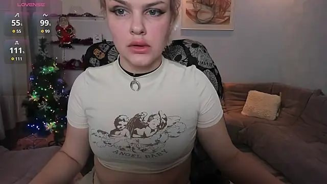 Snapshot of KamillaJei chatting on January 8, 2026, 6:30 am KamillaJei online show from January 8, 2026, 6:30 am