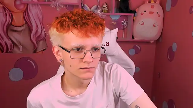 Snapshot of Ethan_Miltons chatting on December 20, 2025, 10:18 am Ethan Miltons online show from December 20, 2025, 10:18 am