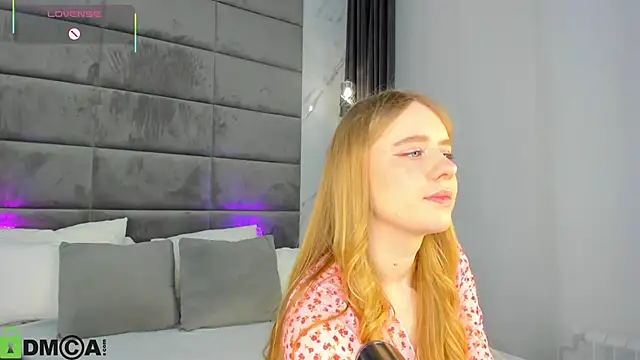 Snapshot of Victori_Fox chatting on January 18, 2026, 1:42 am Victori Fox online show from January 18, 2026, 1:42 am