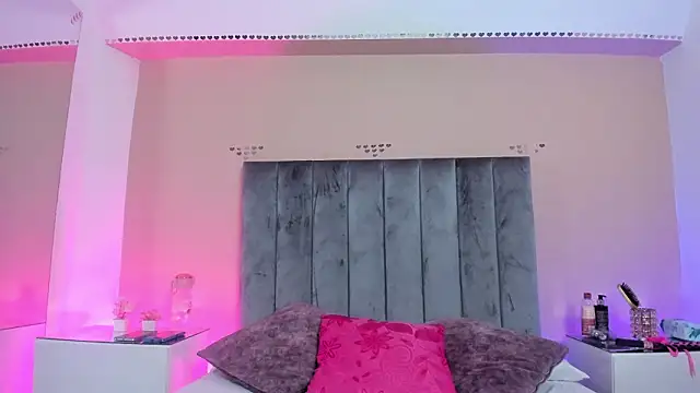 Snapshot of kaylaa_sex chatting on February 17, 2026, 1:19 pm kaylaa sex online show from February 17, 2026, 1:19 pm