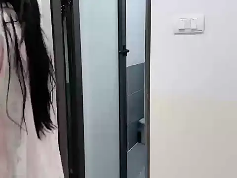 Yuyu-baobei online show from February 12, 2026, 1:49 am