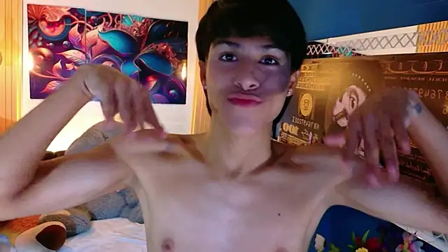 StormLuxX online show from April 19, 2026, 2:29 pm