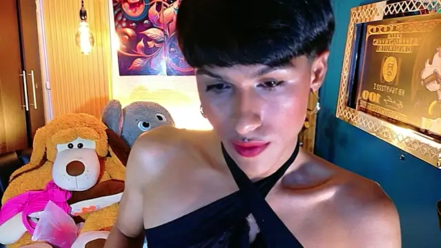 Snapshot of StormLuxX chatting on April 19, 2026, 6:10 pm StormLuxX online show from April 19, 2026, 6:10 pm