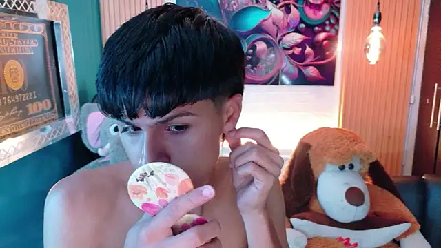 StormLuxX online show from March 18, 2026, 12:08 pm