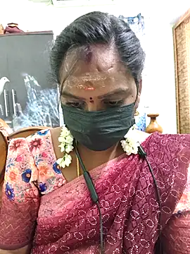 Snapshot of Tamil_Pallavi chatting on July 3, 2026, 5:25 am Tamil Pallavi online show from July 3, 2026, 5:25 am