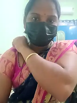 Snapshot of Tamil_Pallavi chatting on January 7, 2026, 3:33 am Tamil Pallavi online show from January 7, 2026, 3:33 am