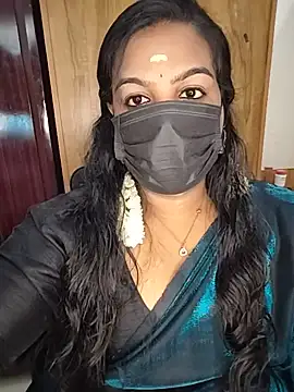 Snapshot of Tamil_Shara chatting on May 13, 2026, 7:26 am Tamil Shara online show from May 13, 2026, 7:26 am