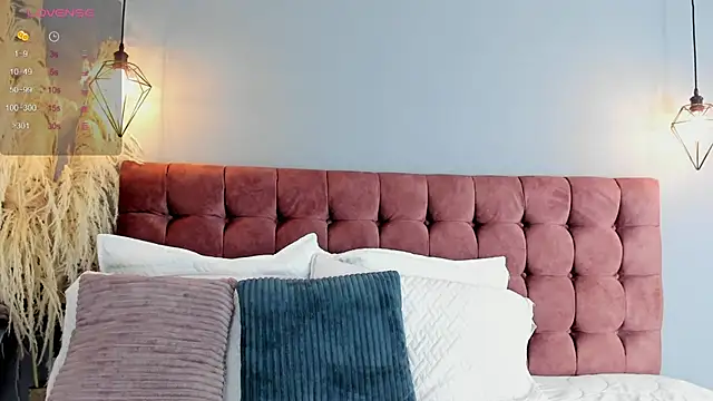 Samantha luv  online show from January 9, 2026, 2:51 am