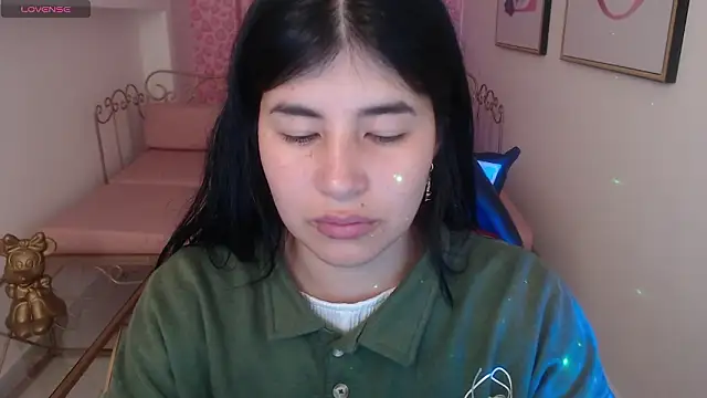 Snapshot of Nina_harpper_ chatting on February 3, 2026, 1:05 pm Nina harpper online show from February 3, 2026, 1:05 pm