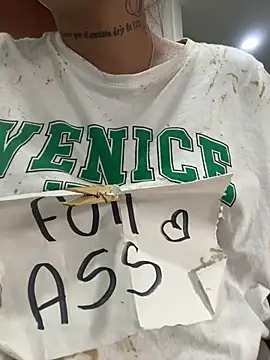 Snapshot of Slut_Dirty_Nastyy chatting on February 1, 2026, 9:46 pm Slut Dirty Nastyy online show from February 1, 2026, 9:46 pm