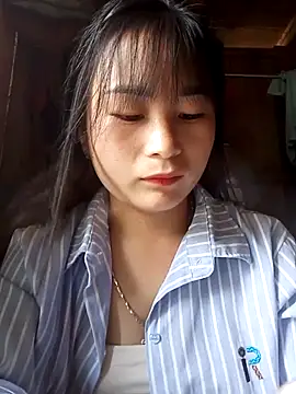 Snapshot of Maiphu34 chatting on May 16, 2026, 2:32 am Maiphu34 online show from May 16, 2026, 2:32 am