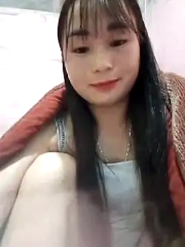 Snapshot of Maiphu34 chatting on May 7, 2026, 2:42 pm Maiphu34 online show from May 7, 2026, 2:42 pm