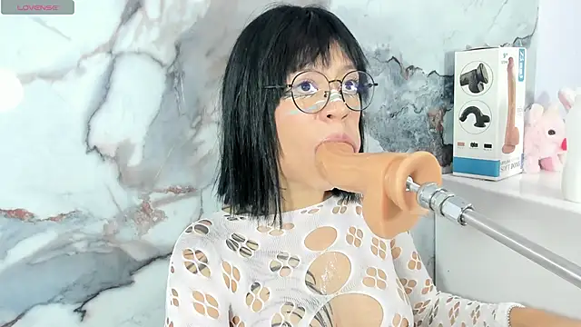 Snapshot of sofia_shadow_ chatting on March 1, 2026, 7:30 am sofia shadow online show from March 1, 2026, 7:30 am