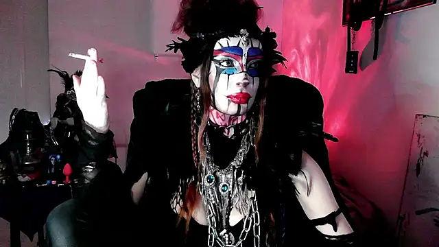 Snapshot of EmpressMorrigan chatting on December 18, 2025, 11:03 am EmpressMorrigan online show from December 18, 2025, 11:03 am