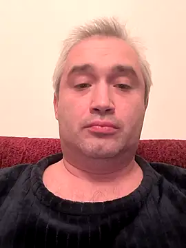 Snapshot of Olomoucak1982 chatting on December 2, 2025, 5:14 pm Olomoucak1982 online show from December 2, 2025, 5:14 pm