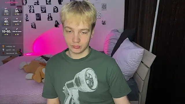 olivertasty2 online show from December 2, 2025, 6:26 am