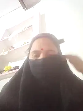 Snapshot of Your-shreya143 chatting on December 5, 2025, 4:38 pm Your-shreya143 online show from December 5, 2025, 4:38 pm