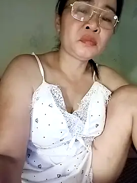 Sexfullx online show from April 3, 2026, 4:19 am