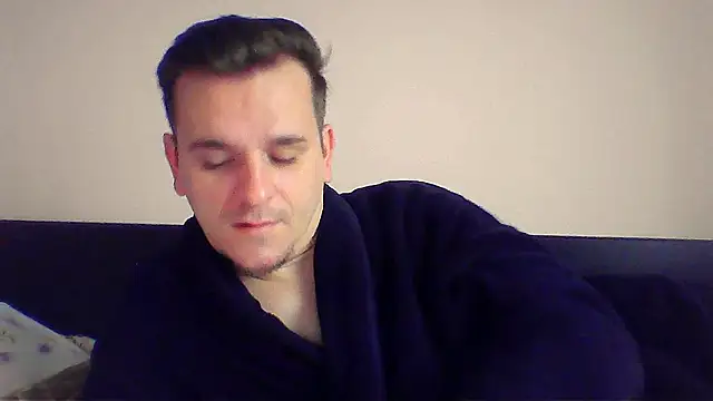 sexy bigdick22 online show from December 3, 2025, 8:25 am