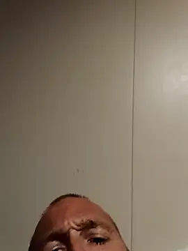 Snapshot of jeffwoodmclm chatting on July 24, 2026, 6:20 am jeffwoodmclm online show from July 24, 2026, 6:20 am