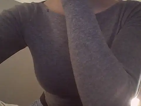   RITA   online show from December 17, 2025, 9:09 pm