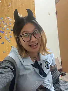 abella1116 online show from March 8, 2026, 4:21 pm