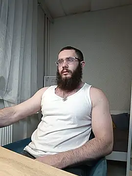 Snapshot of Ant_Power chatting on May 29, 2026, 6:03 pm Ant Power online show from May 29, 2026, 6:03 pm