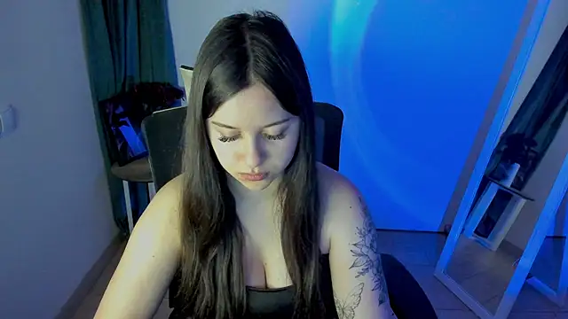 Snapshot of Lilu_May chatting on May 19, 2026, 12:56 pm Lilu May online show from May 19, 2026, 12:56 pm