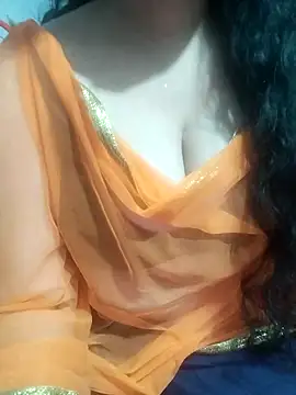 Snapshot of hottyrose69 chatting on February 20, 2026, 3:47 pm hottyrose69 online show from February 20, 2026, 3:47 pm