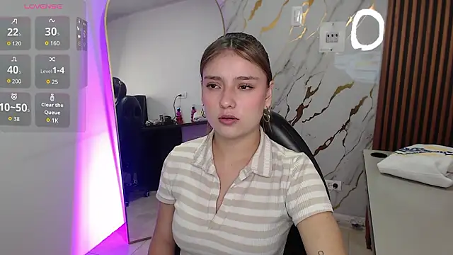 Snapshot of Diamond_juliana chatting on March 3, 2026, 3:13 am Diamond juliana online show from March 3, 2026, 3:13 am